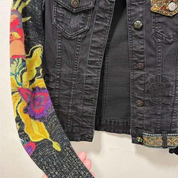 Desigual Claudia Patchwork Denim Jacket | Embroidered Boho Floral Size 34 XS - Picture 10 of 16